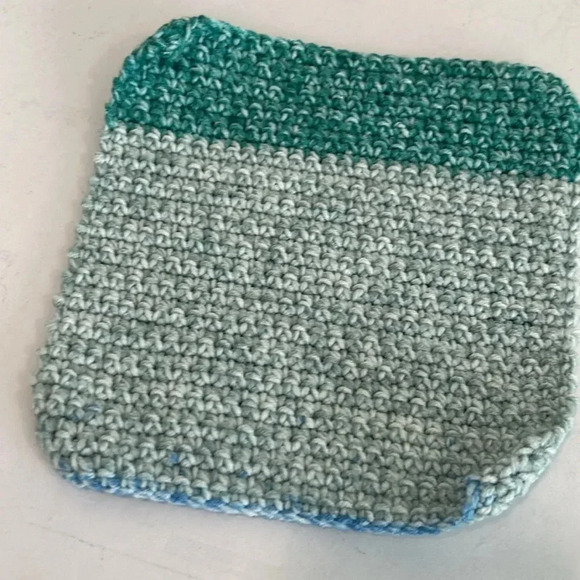 SOLD Hand Crocheted Washcloth/Dishcloth - Set of 4 - Picture 3 of 7